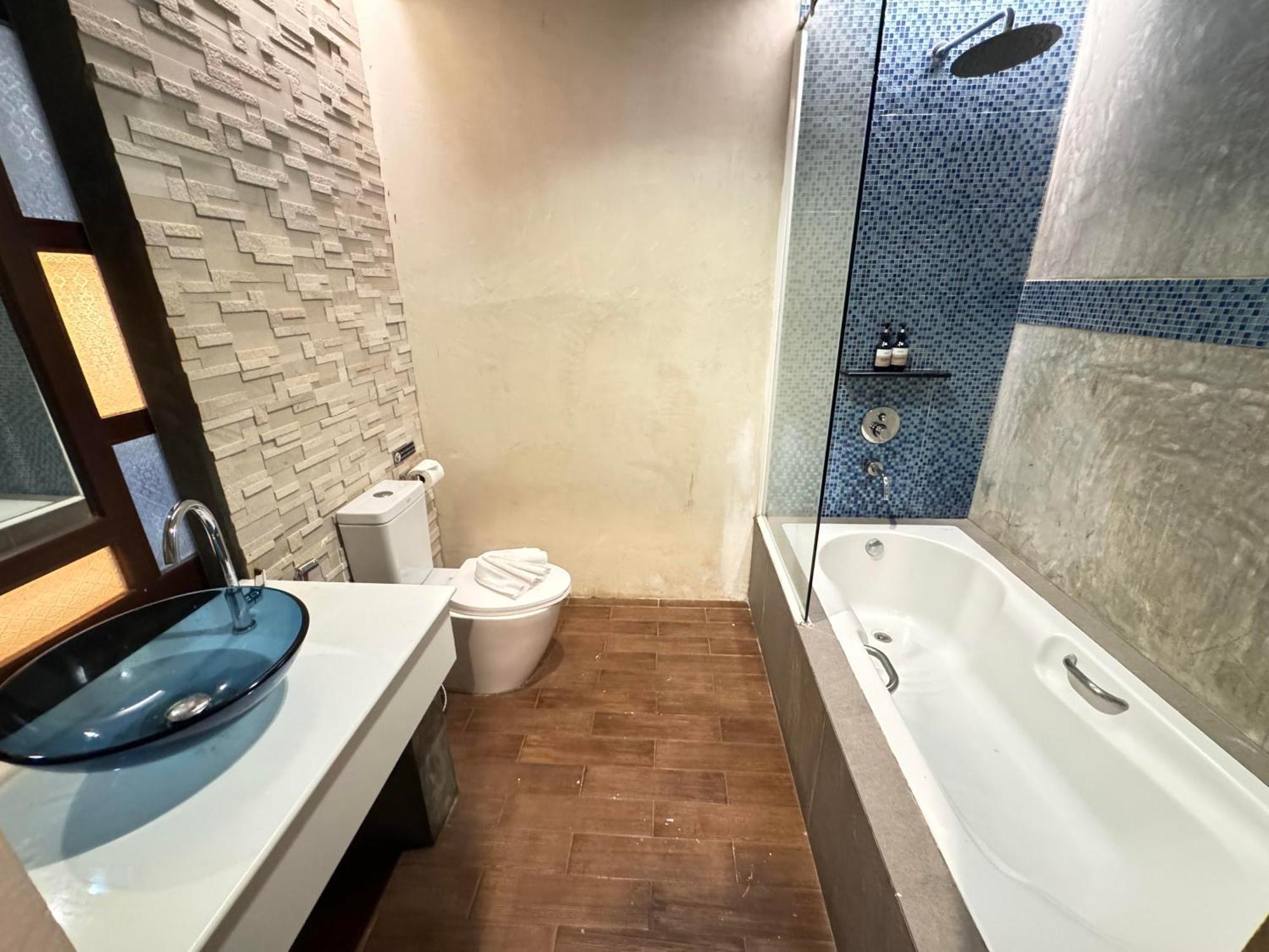 De Coze Hotel Patong Kültér fotó