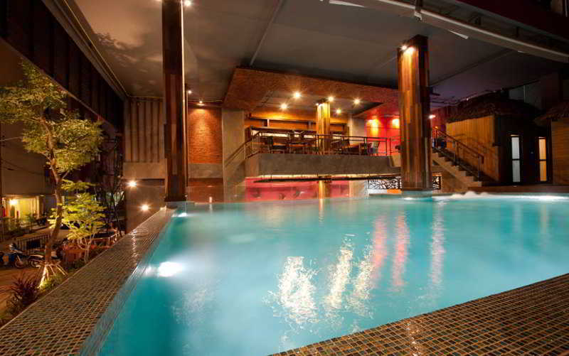 De Coze Hotel Patong Kültér fotó
